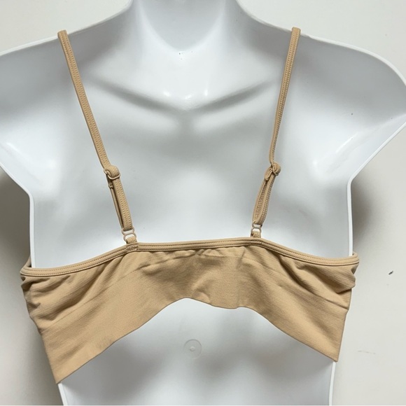 SKIMS Tan Wireless Bra Intimates & Sleepwear - Picture 2 of 4